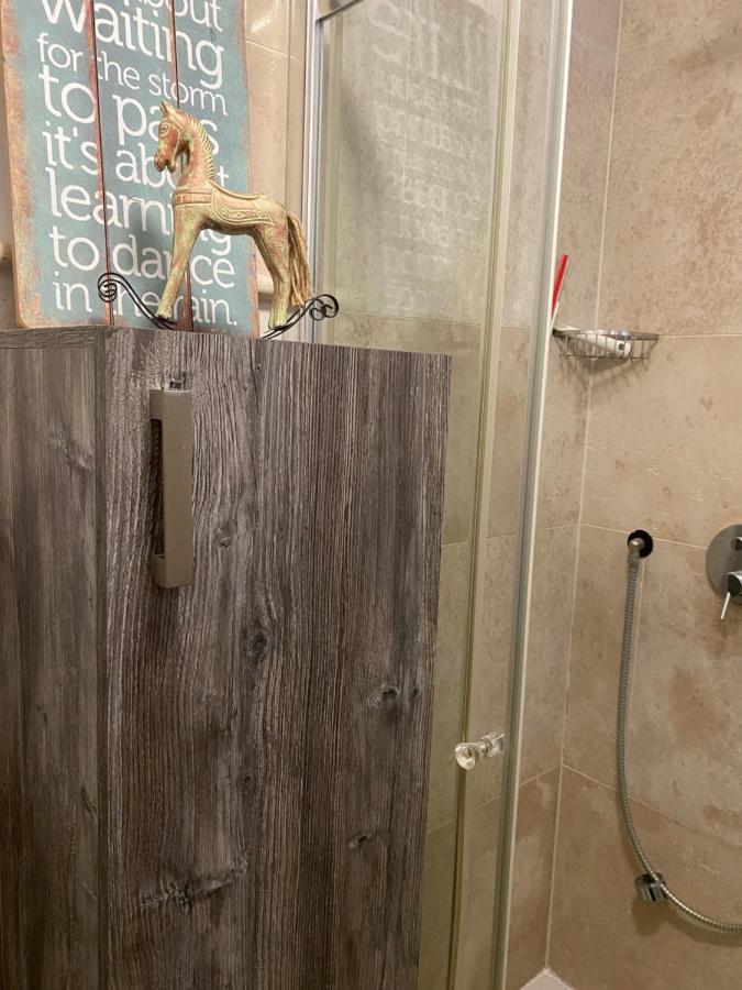 Apartment Paris Njivice Εξωτερικό φωτογραφία