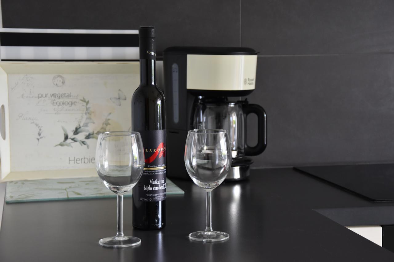 Apartment Paris Njivice Εξωτερικό φωτογραφία